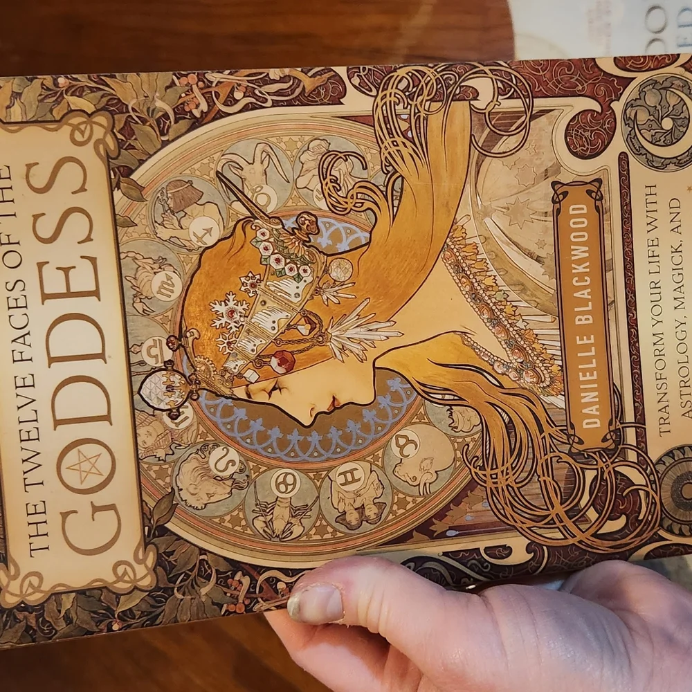 Bundle - Picture 2 of 5